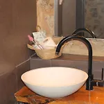 Ananda 招待所 4*