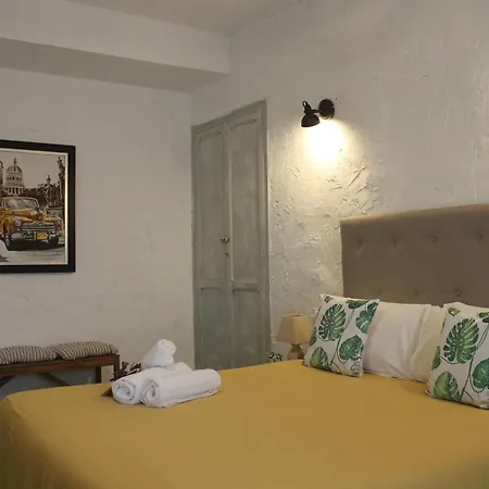 Ananda - Castillo De 3*