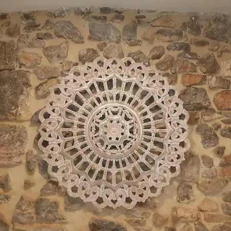 Ananda Πανσιόν *